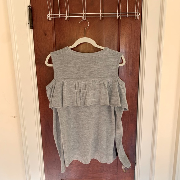 ASOS ruffled cold shoulder sweater - Picture 3 of 3